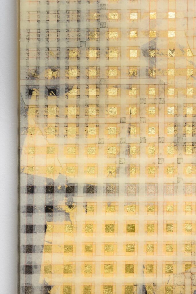 Erik Saglia, “Goldigger N1, 2020” (dettaglio), Spray, paper tape, gold leaf, oil pastel and epoxy resin on panel, 120 x 180 x 5 cm, and detail Erik Saglia - Thomas Brambilla Gallery - courtesy of the artist
